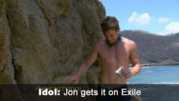 Jon finds idol Jon finds idol