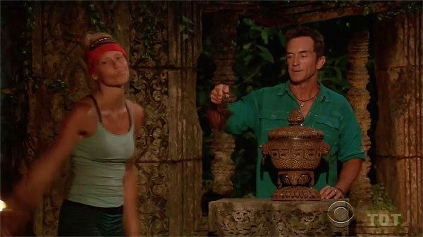 Idol play, Ep8 Tribal Council