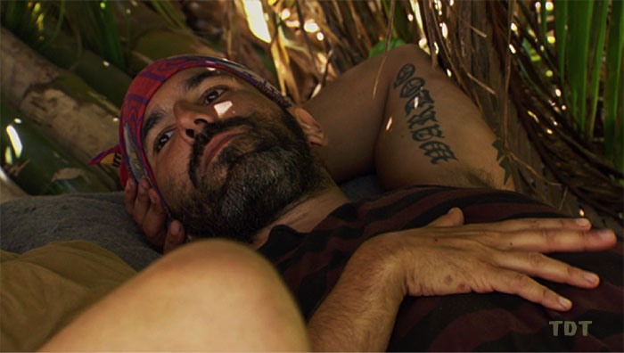In bed with David or Wardog