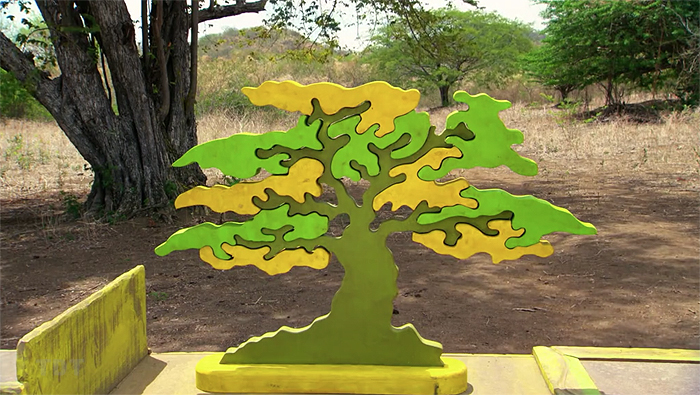 Worlds Apart tree puzzle