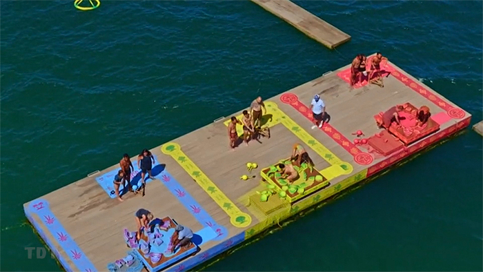 Puzzle stage