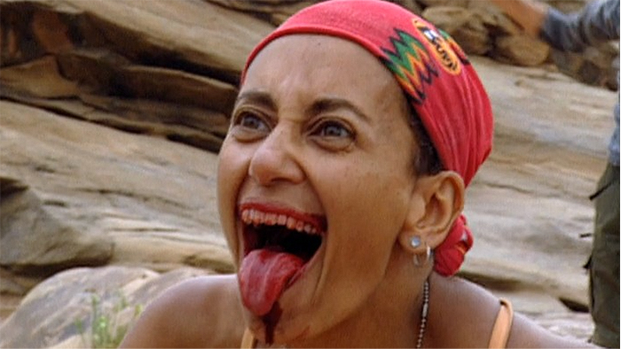 Linda drinking blood, S3