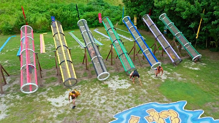 Teeter-tunnels Teeter-tunnels