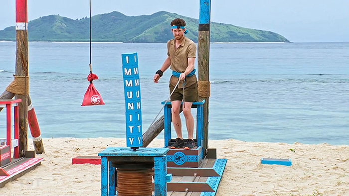 Steven wins immunity! Steven wins immunity!